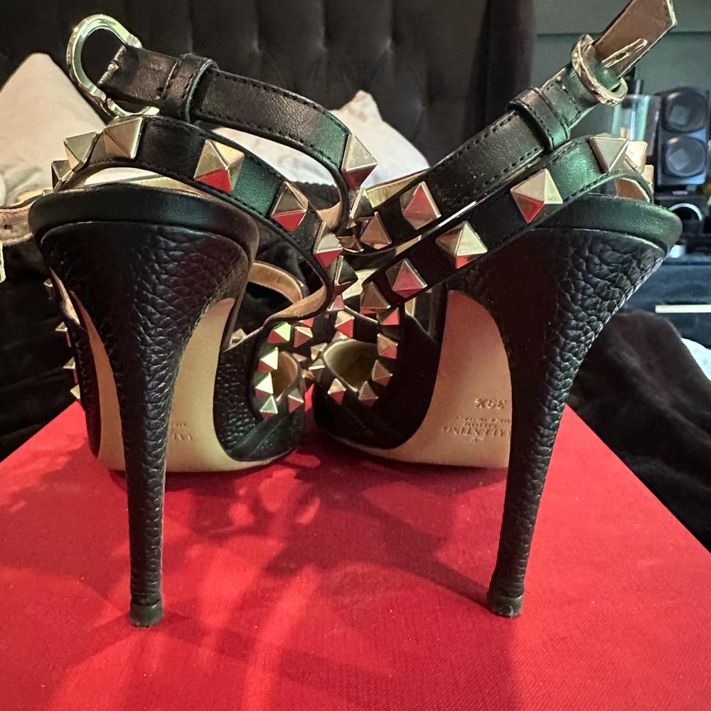 Valentino Rockstud Leather Caged Pumps - Picture 2 of 6